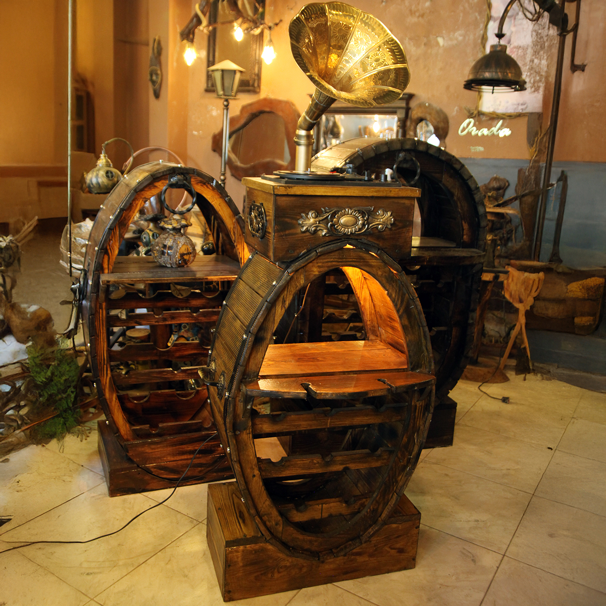 Gramofon Şaraplık